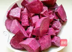 Illustration of how to make purple sweet potato rolls 1