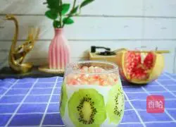 Illustration of how to make kiwi mousse cup 1