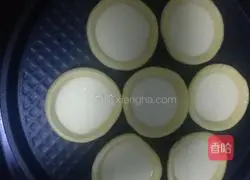 How to make electric pancake egg tarts 5