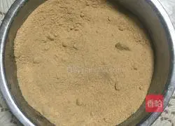 Illustration of how to make wooden chaff cups 2