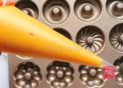 Illustration of how to make donuts 6