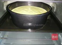 Illustration of Matcha Cocoa Chiffon Cake (Water Bath Method) 11