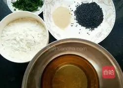 Illustration of how to make chive soda crackers 1