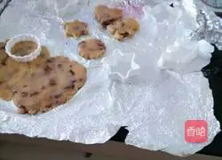 Illustration of making homemade red bean cookies 2