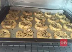 Illustration of how to make walnut cake 13