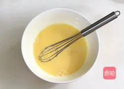 Strawberry Cream Waffle Recipe Illustration 3