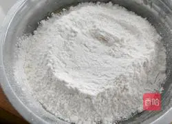 Illustration of how to make walnut cake 7