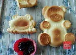 Chiffon Bear Cake Recipe Illustration 5