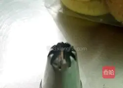 Illustration of how to make crispy puffs 6