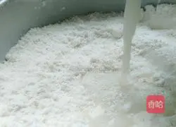 Illustration of how to make soda crackers 3