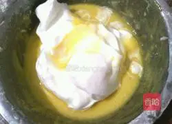 Chiffon Cake Recipe Illustration 7