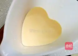 Illustration of how to make delicious whole egg tarts 5