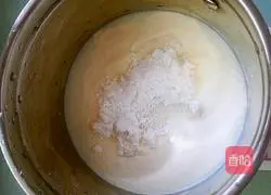 Illustration of how to make Jun's version of egg tart 1