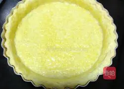 Illustration of how to make pear pie 8