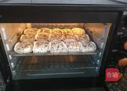 Illustration of how to make paper cup majestic cake 18