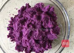 Illustration of how to make bitter melon stuffed with purple sweet potato 1