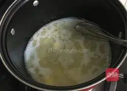 Illustration of how to make puff shells 3