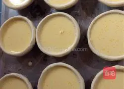 Illustration of how to make delicious egg tarts 12