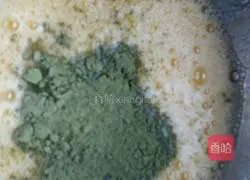 Eight-inch matcha chiffon cake Practice illustration 3