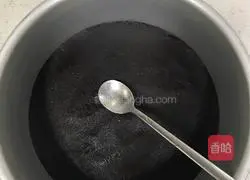 Illustration of how to make rainbow cheese mousse cake 3