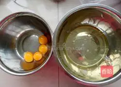 Illustration of how to make cocoa-flavored chiffon cake 1