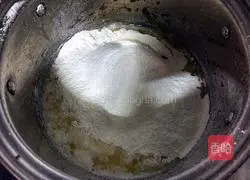 Illustration of how to make instant puffs 4