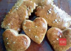 Illustration of how to make old-fashioned large biscuits 5