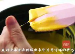 Illustration of how to make macarons 10