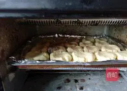 Illustration of how to make small cookies 4