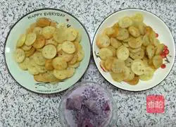 Illustration of how to make smiley potato pancakes 5