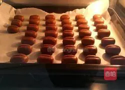 Illustration of how to make coffee bean cookies 7