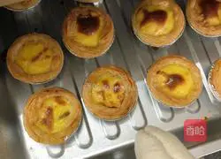 Illustration of how to make egg tarts 7