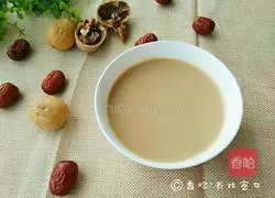 Illustration of how to make walnut and red date soy milk 9