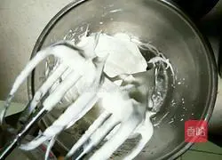 Illustration of making finger biscuits 4