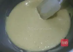 Illustration of how to make hollow latte art chiffon cake 6