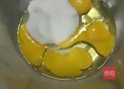 Portuguese Egg Tart Recipe Illustration 2