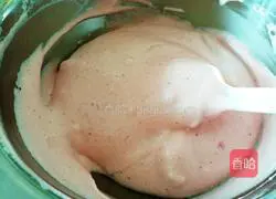 Illustration of how to make dragon fruit cake 11