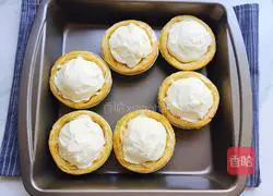 Illustration of how to make liquid cheese tart 9