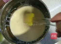 The first egg tart Illustration of how to do it 3