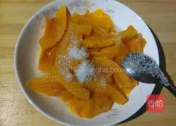 Illustration of how to make pumpkin cake 3