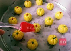 Illustration of how to make cute little pumpkins 9