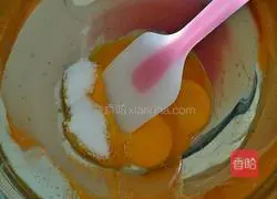 Chiffon Cake Recipe Illustration 9