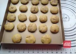 Illustration of how to make walnut cake 6