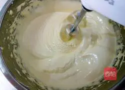 Illustration of how to make egg yolk yuan egg yolk biscuits 5