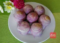 Illustration of how to make purple sweet potato cake 12
