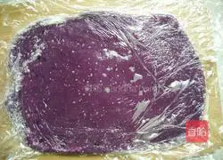 Illustration of how to make yam and purple sweet potato cakes 10