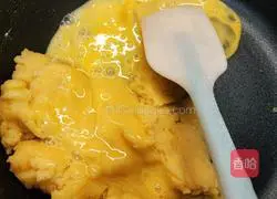 Strawberry Flavor Cream Crispy Puffs Recipe Illustration 6