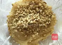 Illustration of how to make walnut cake 8
