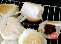 Illustration of how to make bean paste meal packs 12