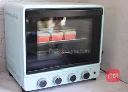 Cocoa Cream Cup Cake (New Year Dessert) Recipe Illustration 8